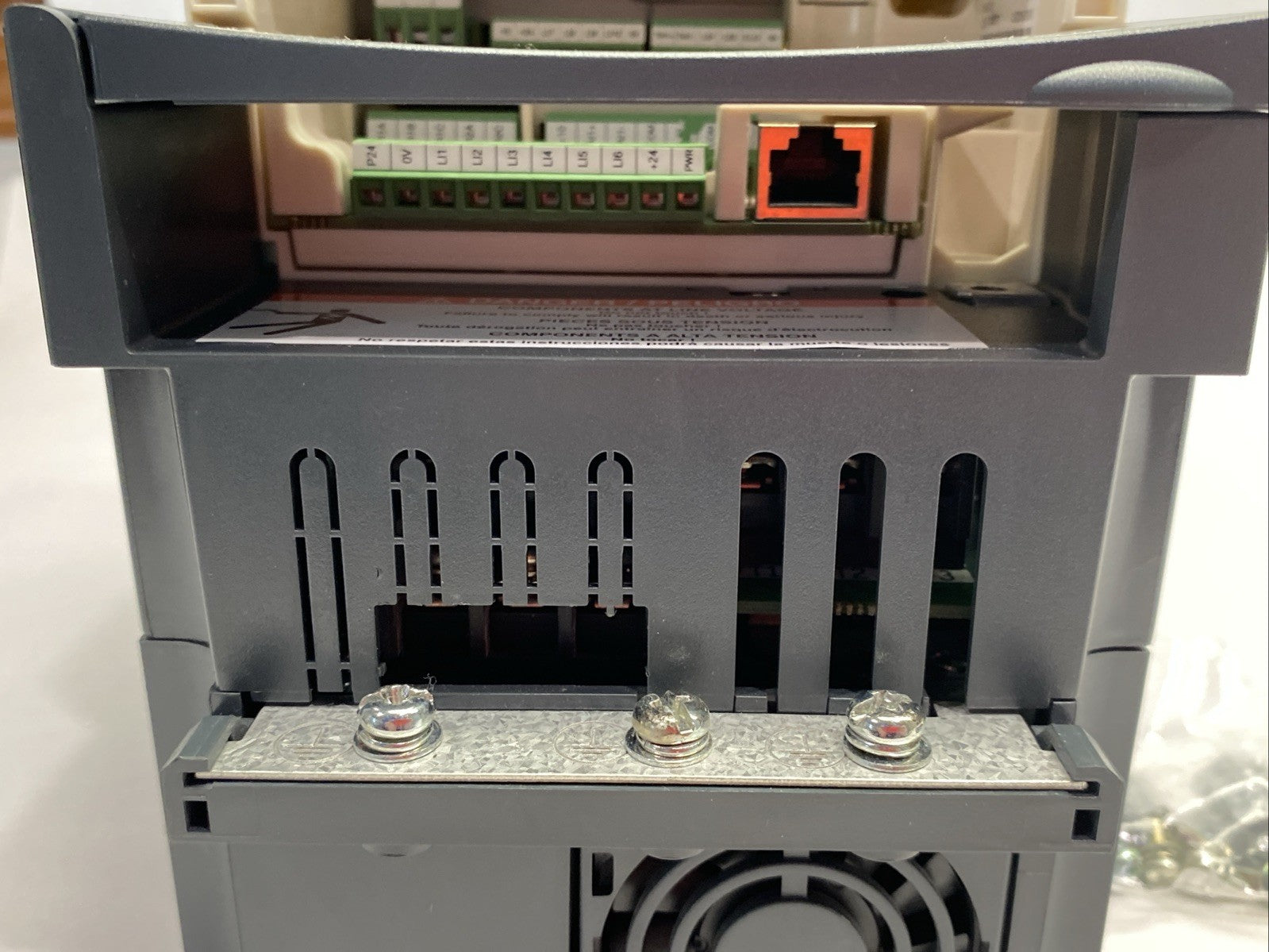 ATV61HU15N4 | Schneider Electric Telemecanique Altivar 61 VFD 1.5kW 2HP 3-Phases - Used - Maverick Industrial Sales