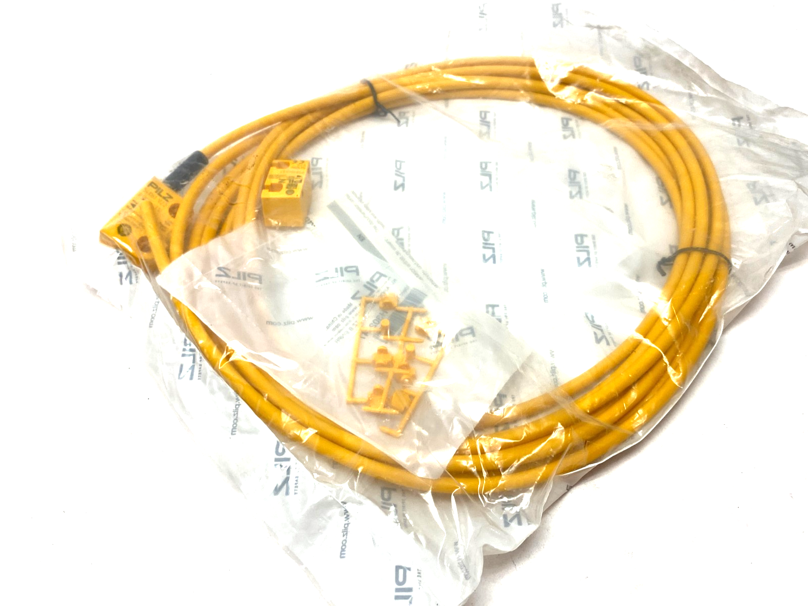 Pilz PSEN cs3.1a /PSEN cs3.1 1unit RFID Safety Switch 2-Safe SC Outputs, 541011 - Maverick Industrial Sales