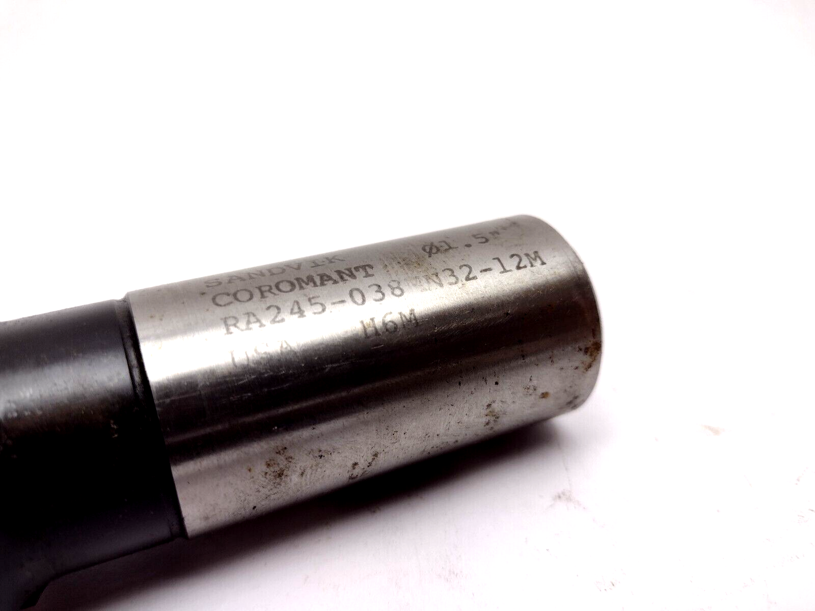 RA245-038MN32-12M | Sandvik Coromant Coromill 245 01.5" Face Milling Cutter H6M - Used - Maverick Industrial Sales