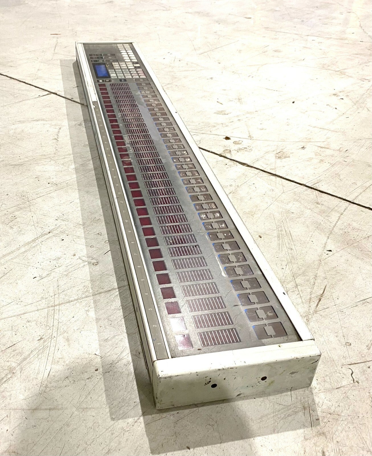 Graphics Microsystems 090G100050-32 Microcolor OCU II Ink Desk Console Keyboard - Maverick Industrial Sales