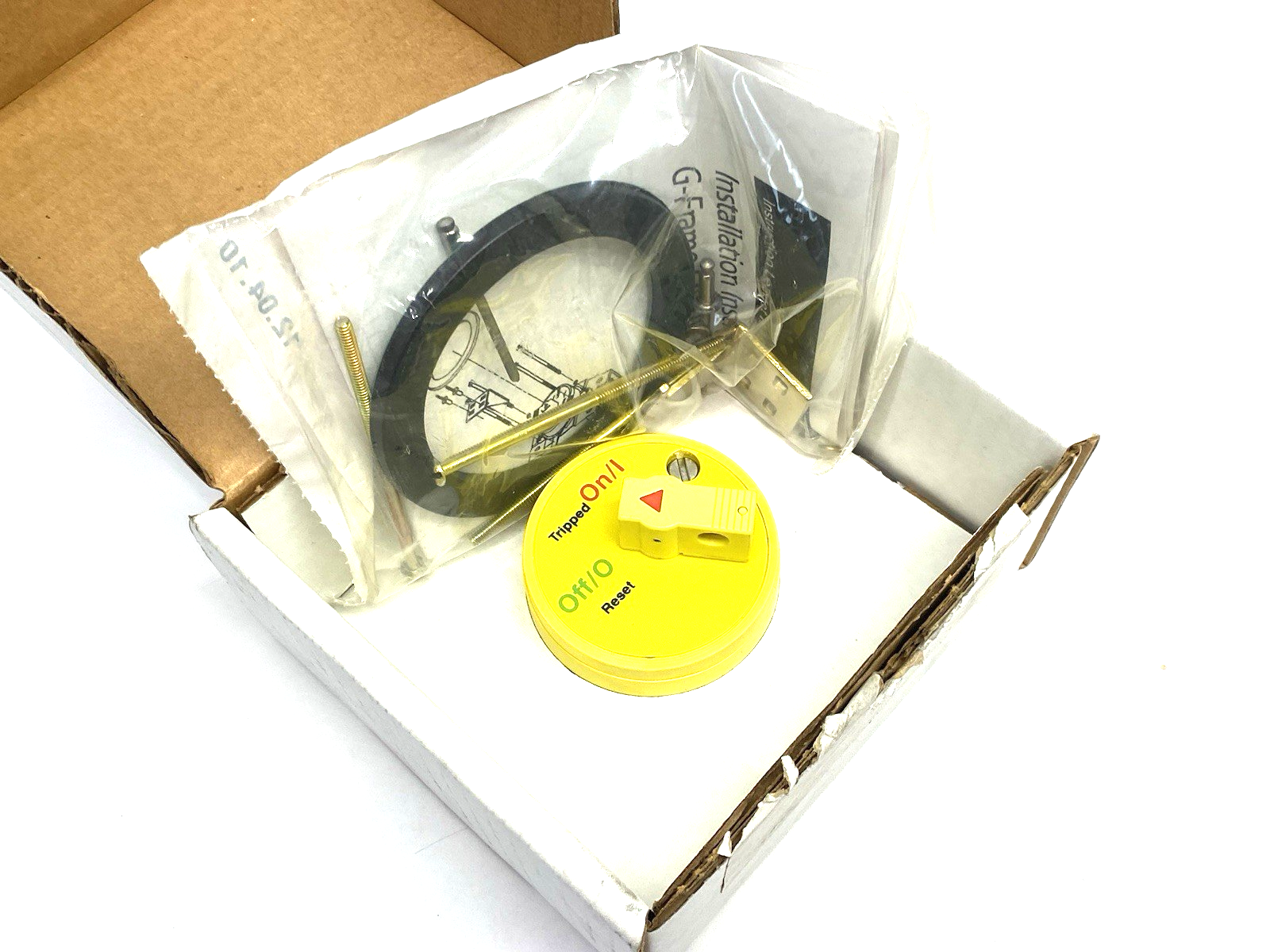 HRGMC30 | Eaton Unshrouded Yellow GMCP Rotary Handle Type 1 8703C76G07 - New – Open box - Maverick Industrial Sales