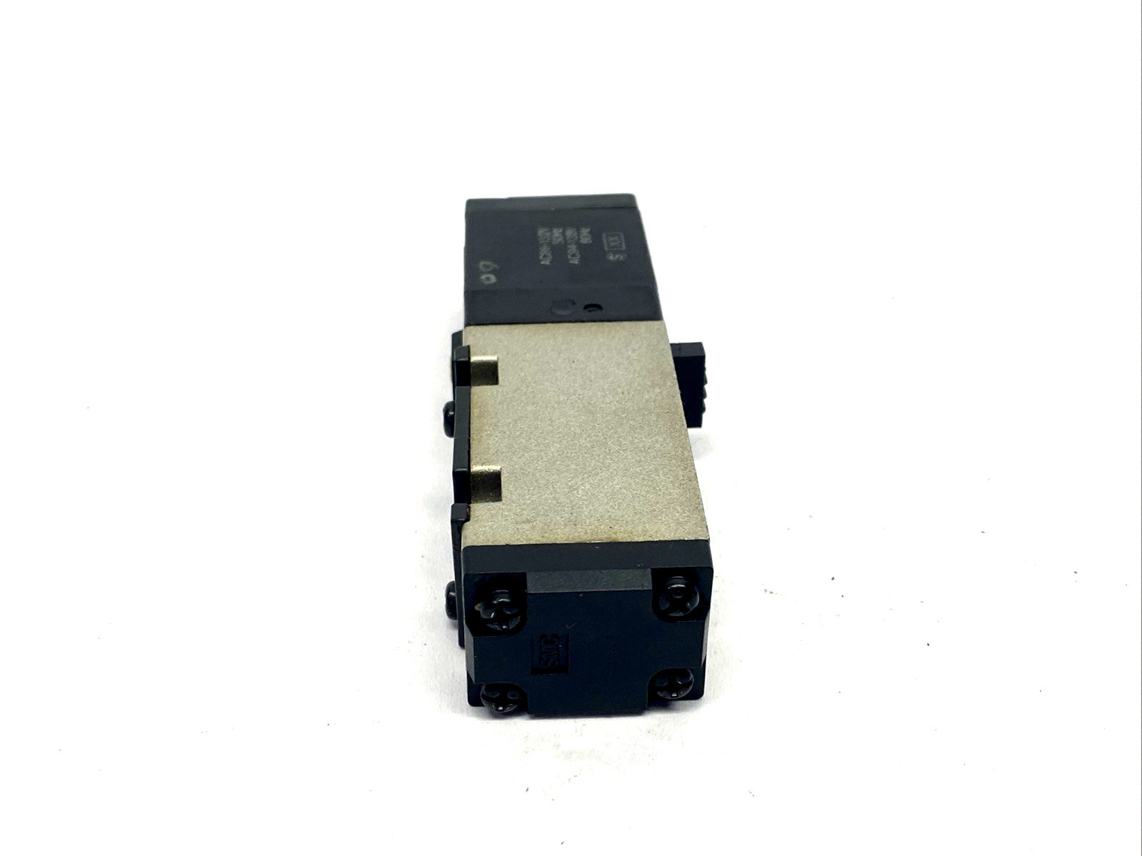 NVFS2100 | SMC Solenoid Valve, 4/5 Port, 15-145psi - Used - Maverick Industrial Sales
