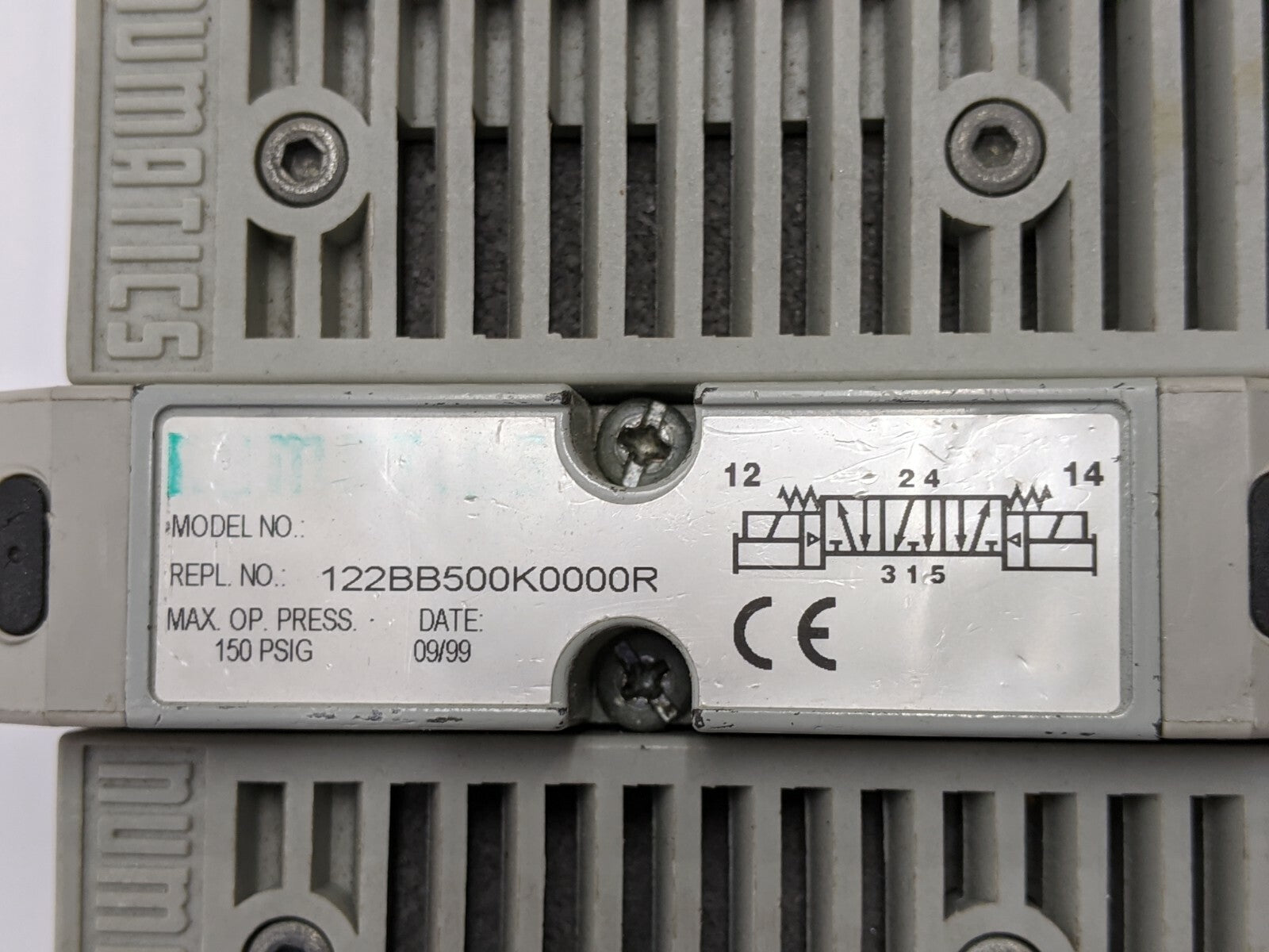 47498918