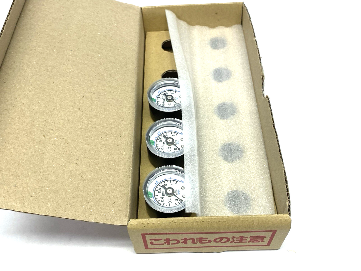 SMC G36-P10-N01-X30 Pressure Gauge 1/8" Rear LOT OF 3 - Maverick Industrial Sales