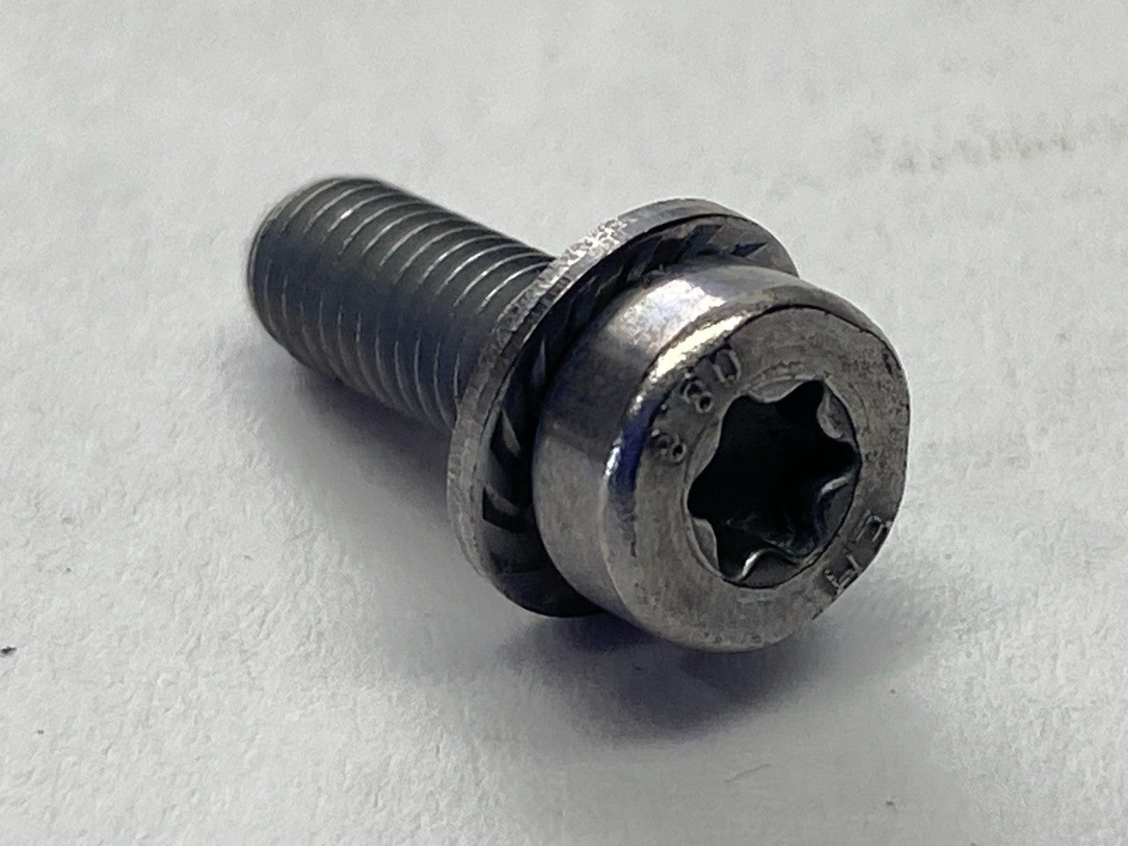 305683 M5x15-8.8 Torx Head Assembly Screw LOT OF 10 - Maverick Industrial Sales