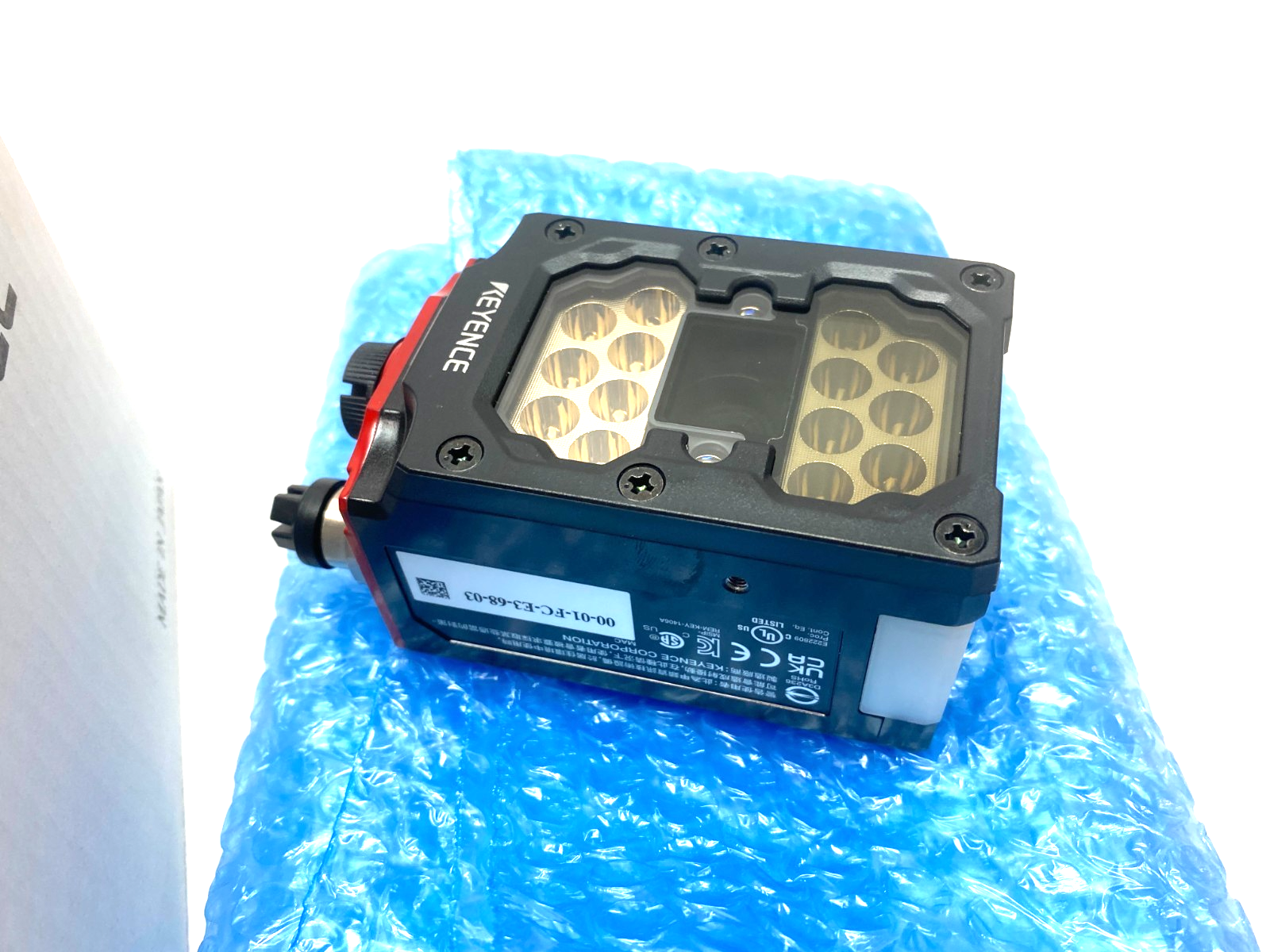 Keyence SR-2000 1D/2D Code Reader, Full Range Model, 2048 × 1536 pixels - New – Open box - Maverick Industrial Sales