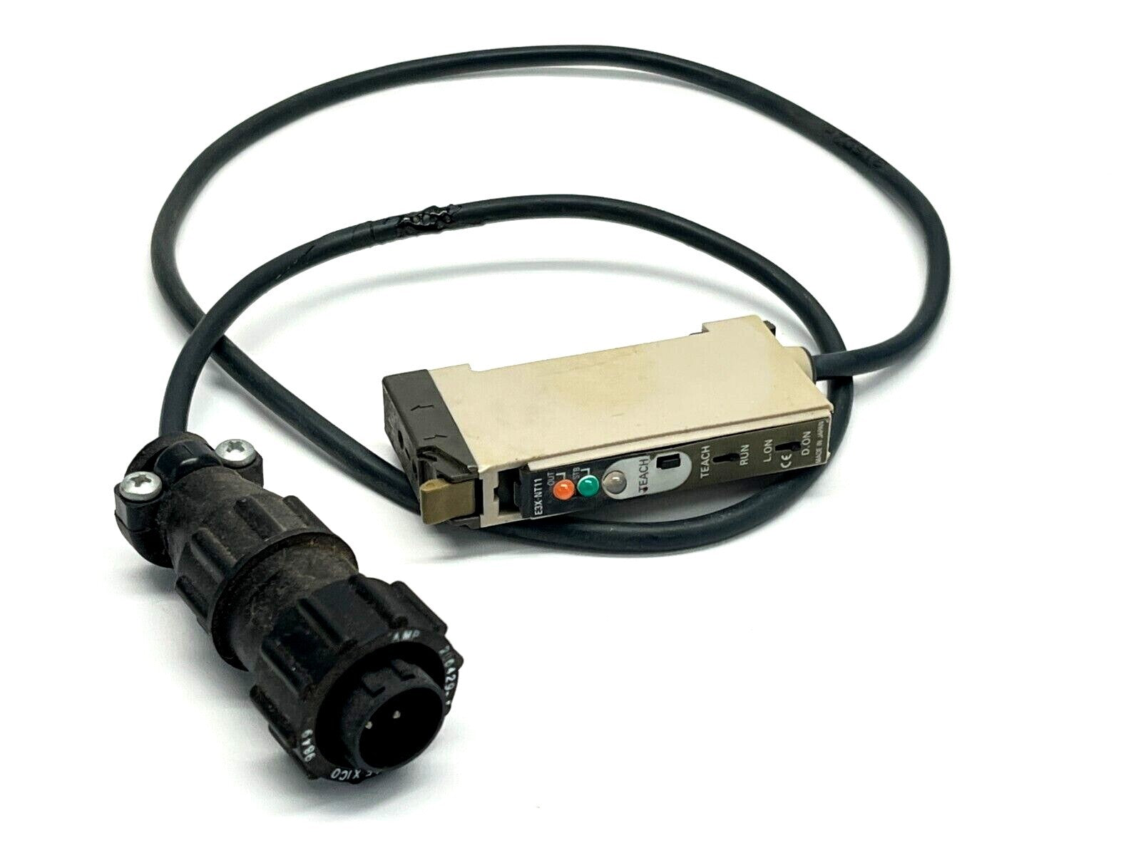 Omron E3X-NT11 Photoelectric Sensor w/ AMP 206429-1 Plug and Clamp NO COVER - Maverick Industrial Sales