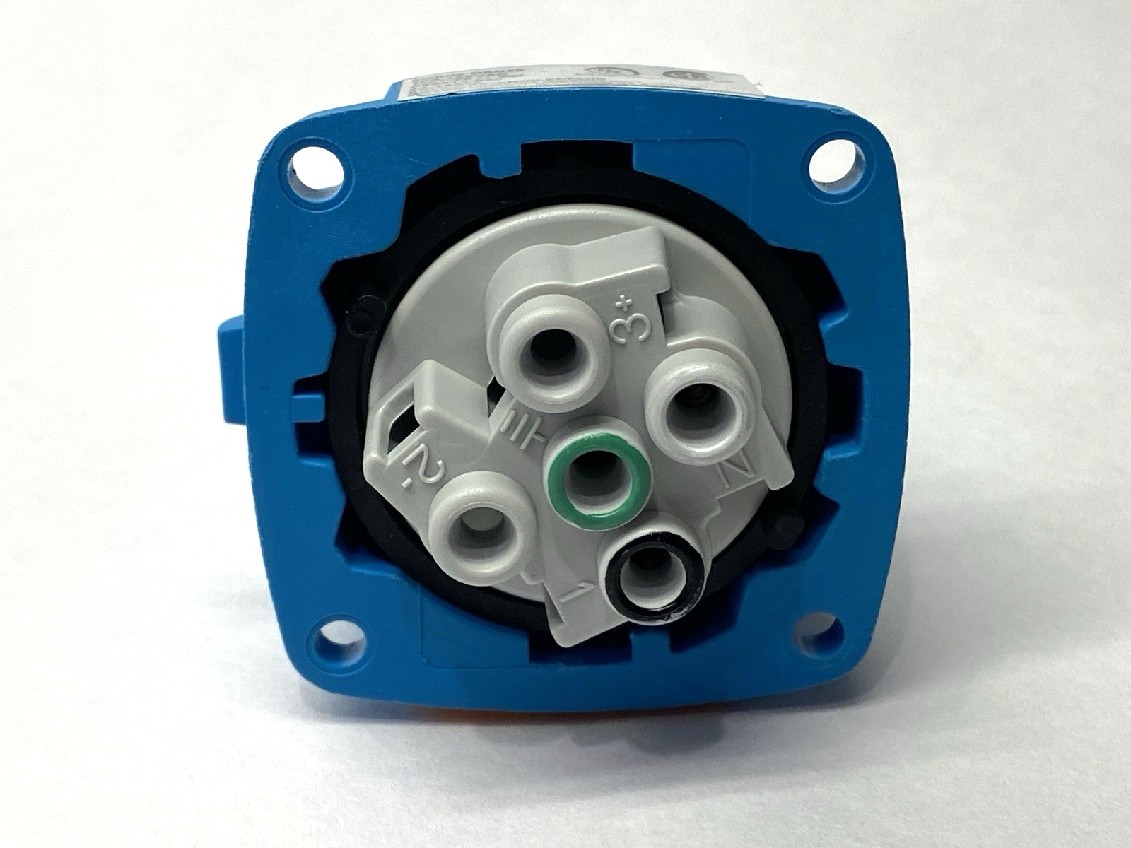 63-18075 | Meltric Male Inlet Plug DSN20 1P+N+G Type 4X & IP69 .75hp 125VAC 20A - New – Open box - Maverick Industrial Sales