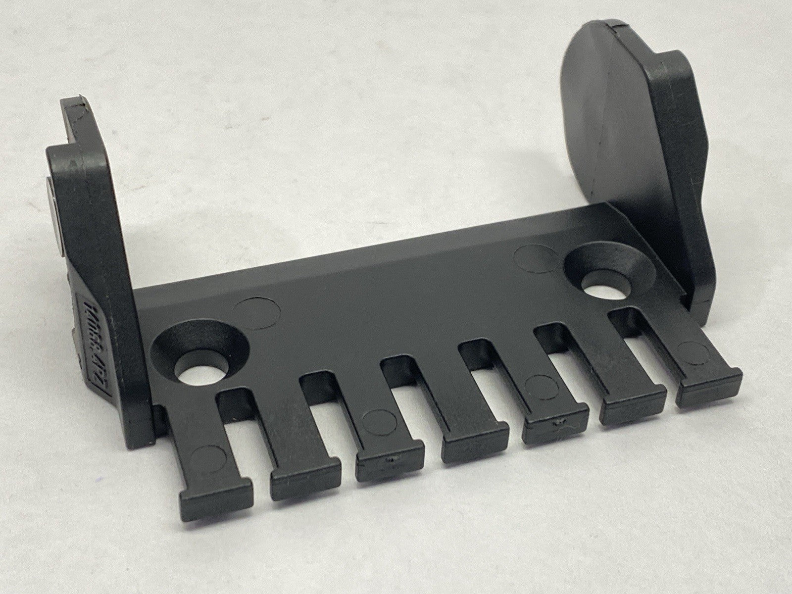 14068-34PZ | Igus Energy Chain Pivoting Mounting Bracket Self-Aligning LOT OF 3 - New Other - Maverick Industrial Sales