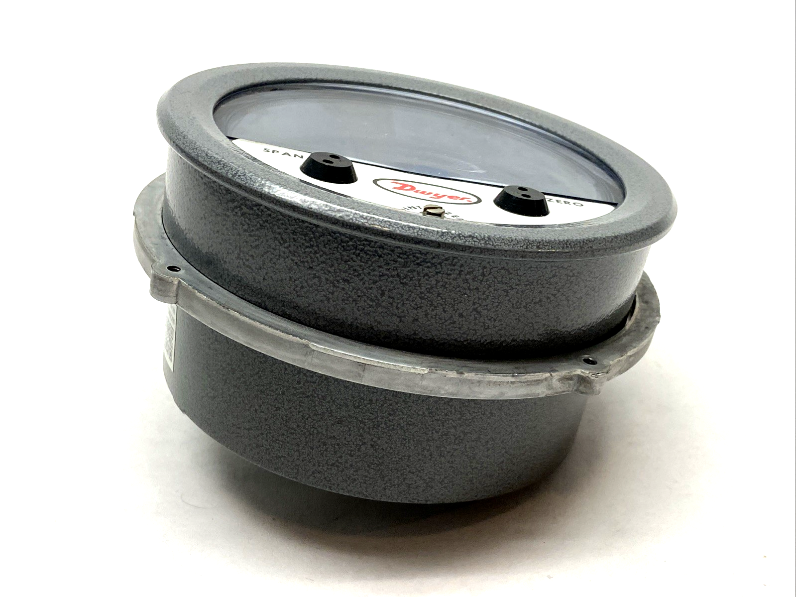 Dwyer Instruments 605-30 Magnehelic Indicating Transmitter 11psi Range 0-30" w.c - Maverick Industrial Sales