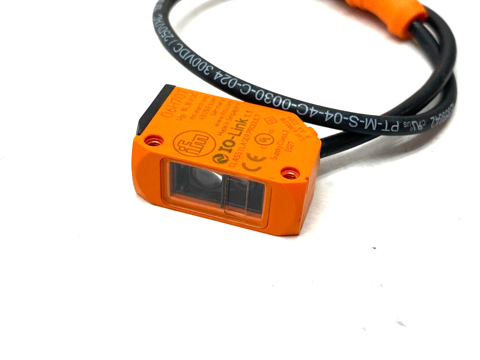 Ifm O6H707 Diffuse Sensor with Background Suppression O6HLFPKG/0,30m/US - Maverick Industrial Sales