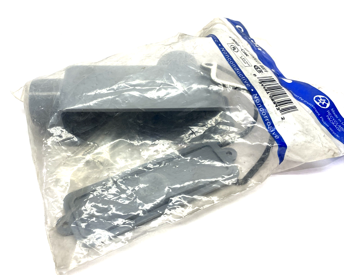 Carlon E986F-CAR LB-Type PVC Conduit Body 5-9/32" L x 1-3/4" W 1" Hub 6" OAL - Maverick Industrial Sales