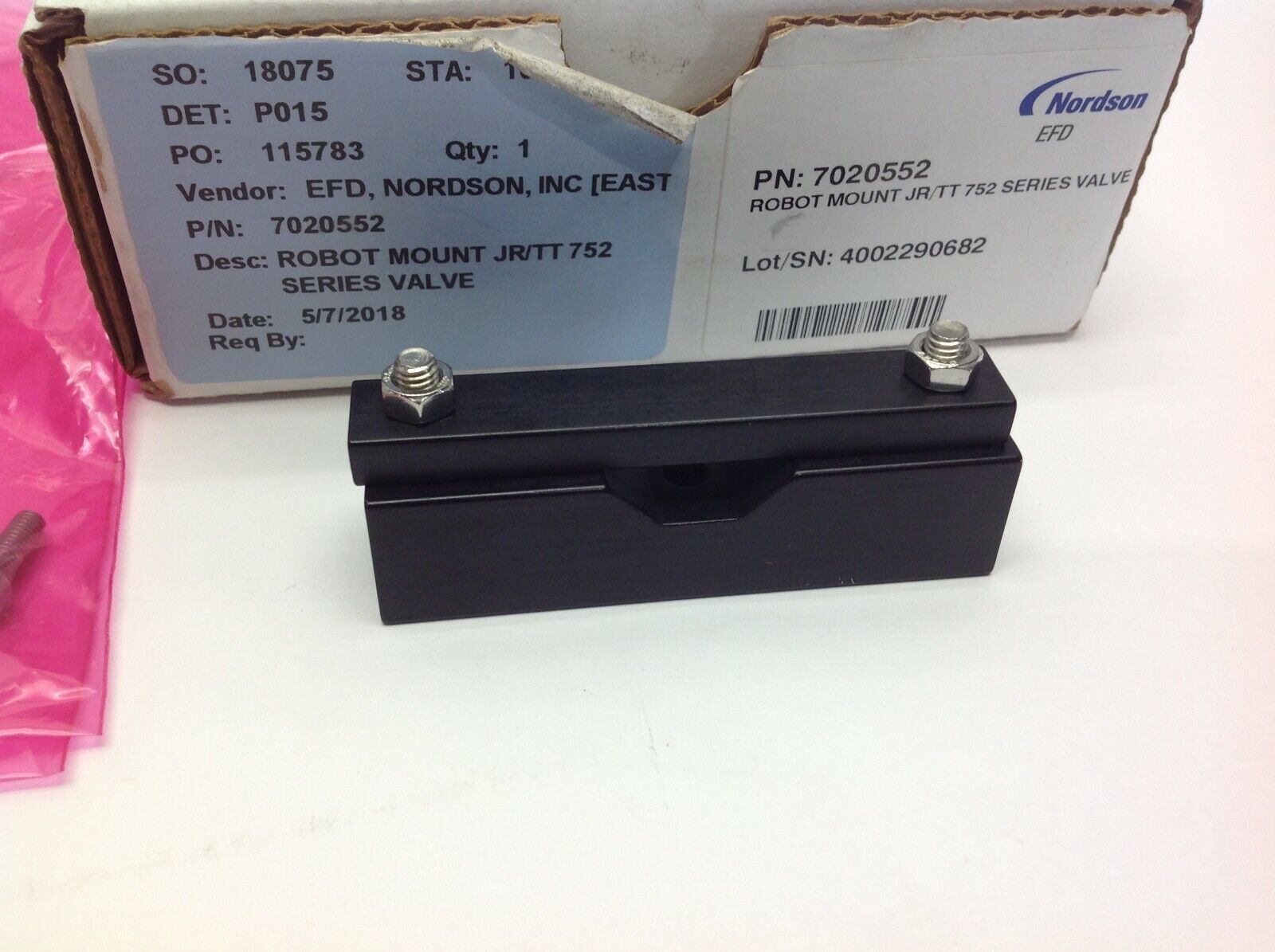 Nordson EFD 7020552 Robot Mount JR/TT 752 Series - Maverick Industrial Sales