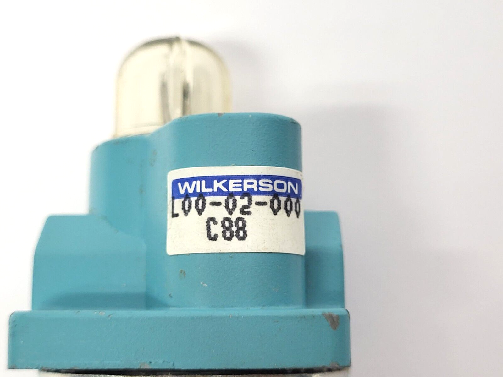 Wilkerson L00-02-000 Pneumatic Lubricator 1/4" NPT w/ Bowl Guard - Maverick Industrial Sales