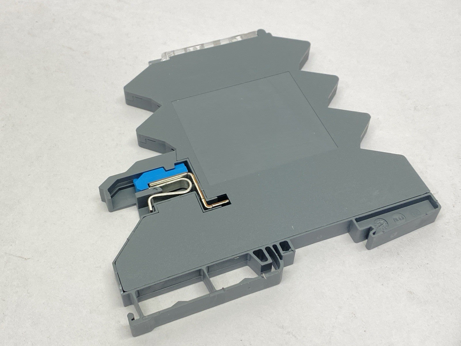 716400 | Lutze LOCC-Box-FB 7-6400 Electronic Circuit Breaker 1-10A - New – Open box - Maverick Industrial Sales