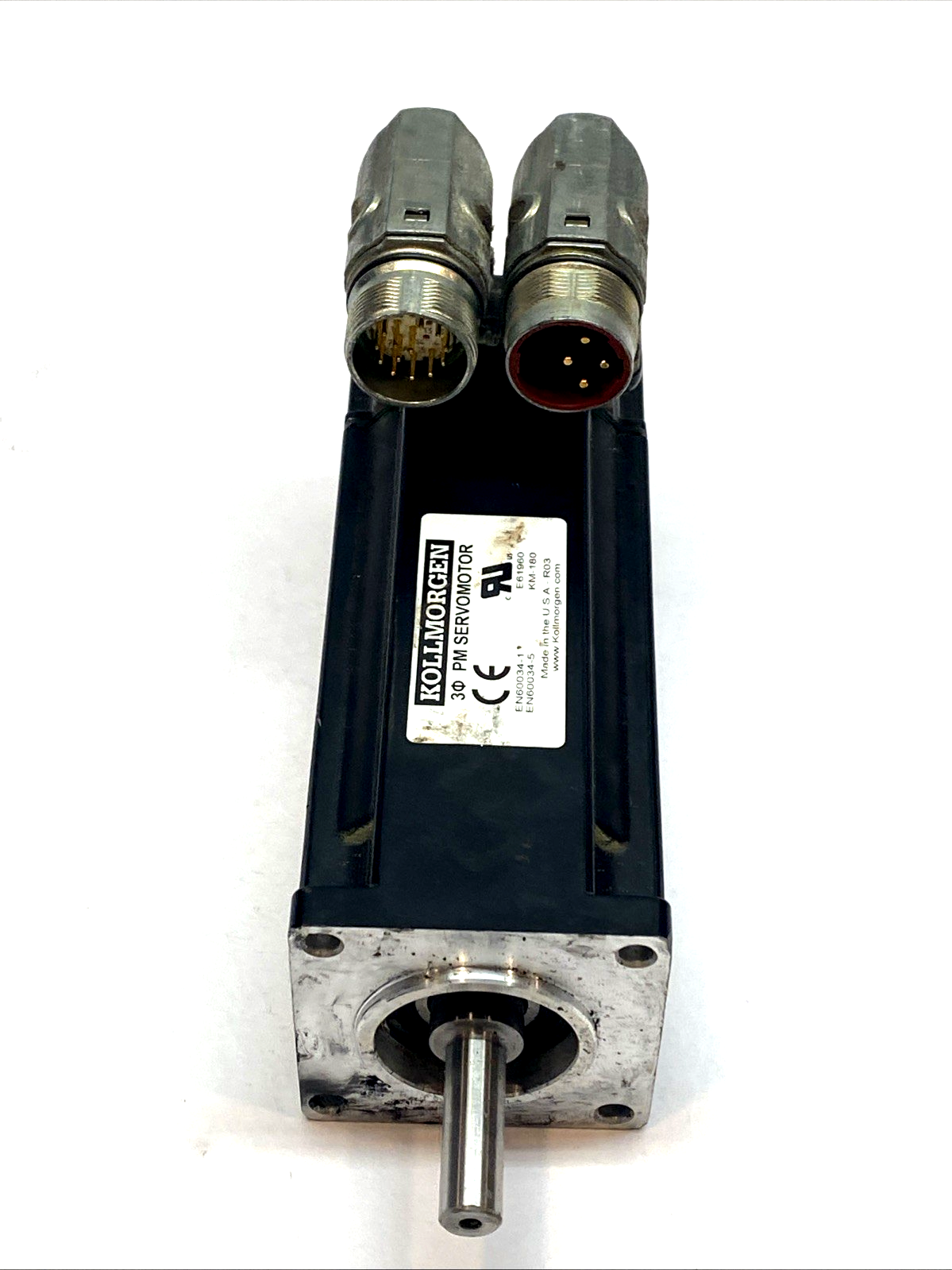AKM24F-BNBN2-00 | Kollmorgen Servo Motor 3-Phase AKM24 F-Stack - For parts or not working - Maverick Industrial Sales