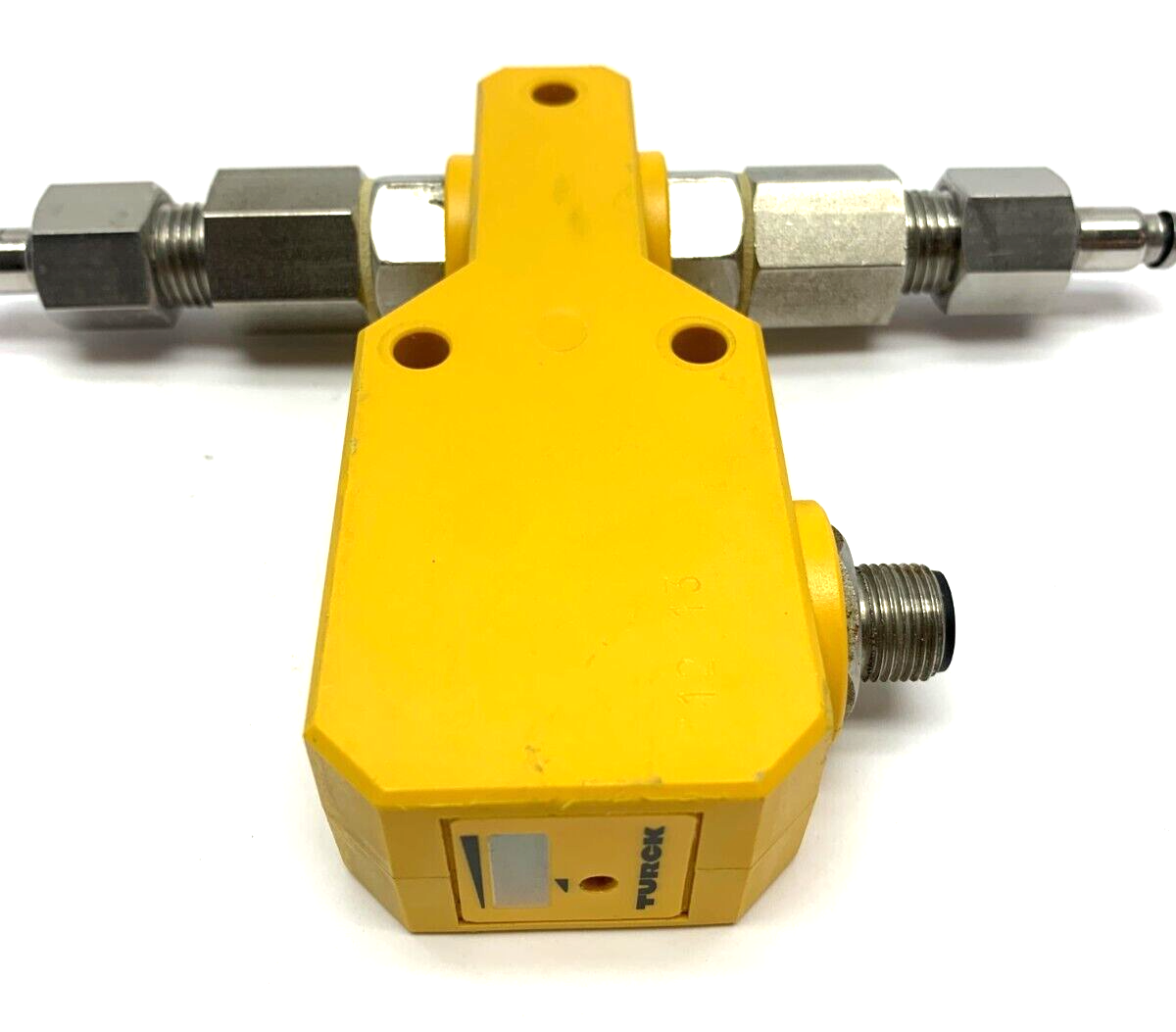 Turck FCI-D04A4P-AP8X-H1141 Class 2 Inline Flow Control Sensor 24VDC - Maverick Industrial Sales