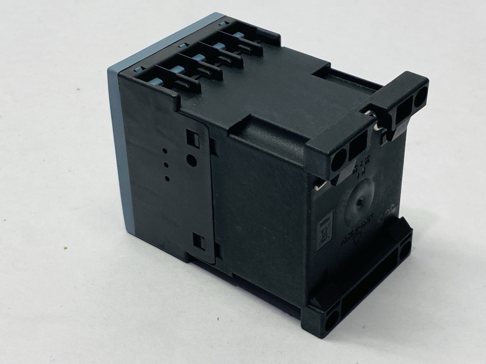 Siemens 3VA9978-0BF23 Fixed Time Delay Device 24VDC - Maverick Industrial Sales