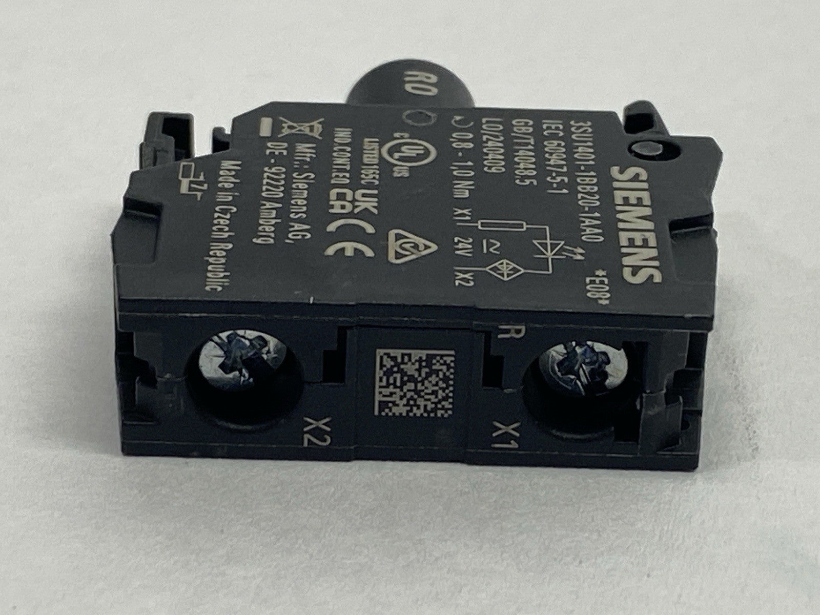 Siemens 3SU1401-1BB20-1AA0 LED Contact Module LOT OF 2 - Maverick Industrial Sales