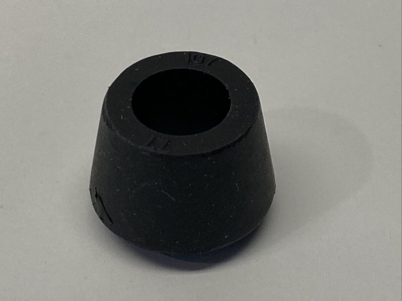 Remke SRB-107 Single Hole Neoprene Bushing 0.375-0.438 Cable Range LOT OF 12 - Maverick Industrial Sales