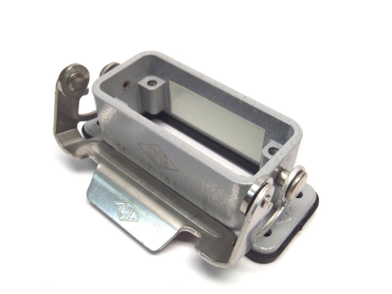 ILME CZI 15 L Bulkhead Mount Housing W/ Lever N-D110805 4/4X/12 - Maverick Industrial Sales