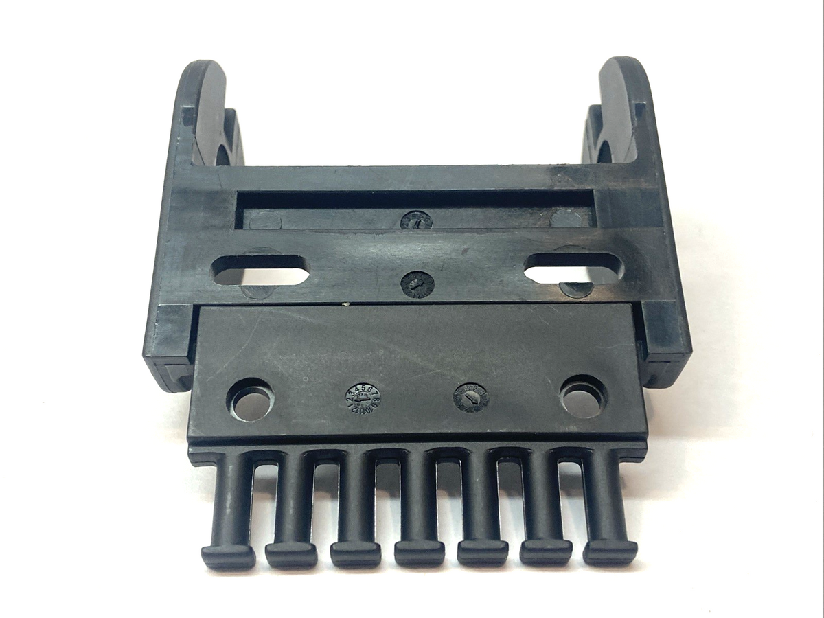 Igus 2607.1PZ Cable Chain Link w/ 3075.ZB Cable Tie Wrap Plate - Maverick Industrial Sales
