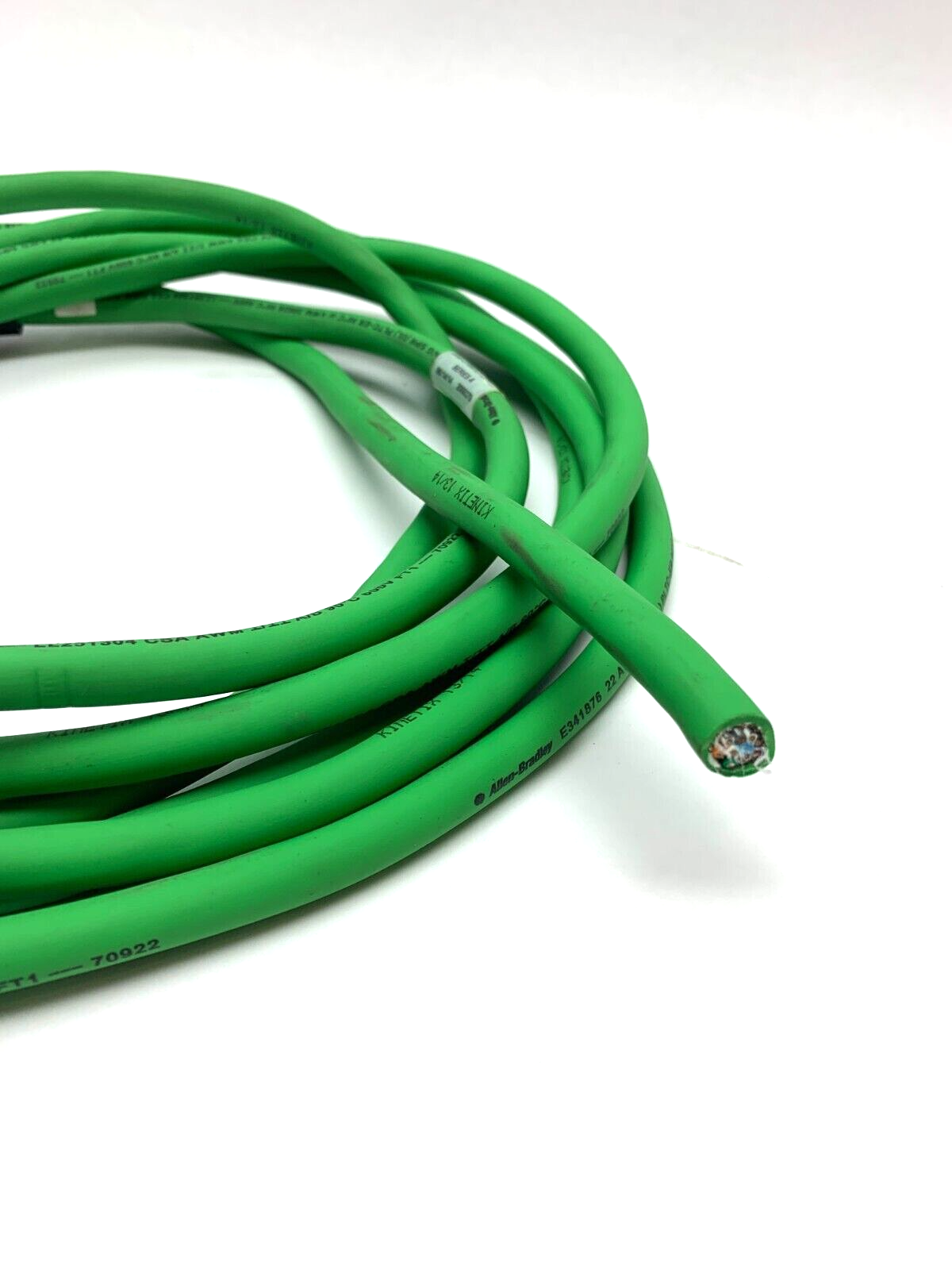 Allen Bradley 2090-CFBM7DF-CEAA05 Ser. A Motor Feedback Cable Speedtec Con 15ft - Maverick Industrial Sales