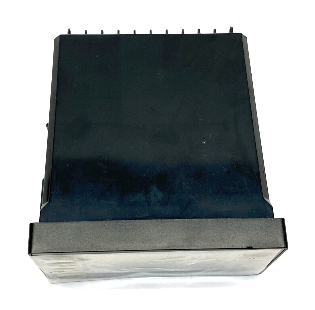 Cole Parmer PH/ORP300 Temperature DIN Controller 1/8" DIN 2 SPDT Relays - Maverick Industrial Sales