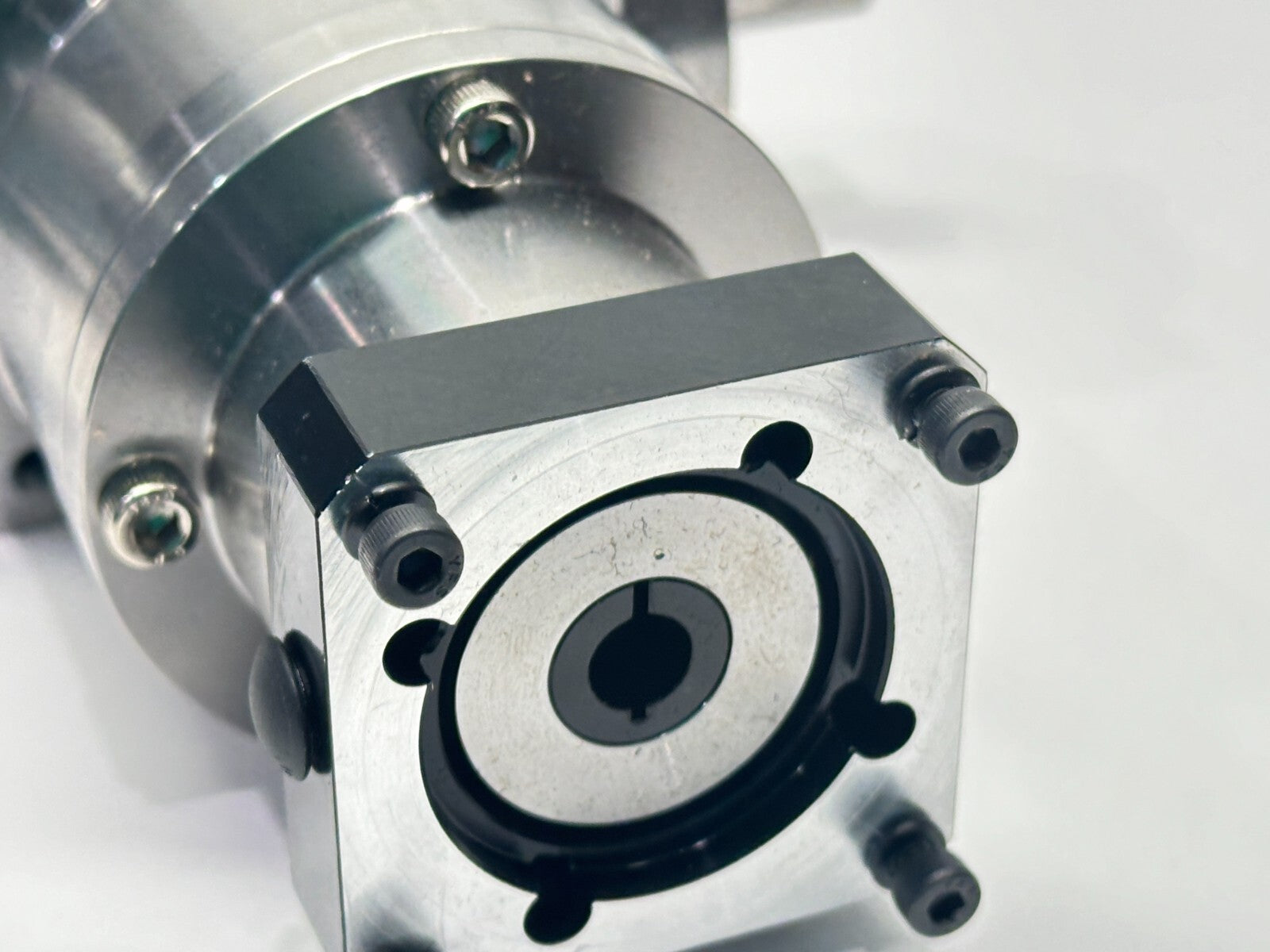 Apex Dynamics AT075FL-S2 High Precision Planetary Gearbox 010:1 Ratio - Maverick Industrial Sales