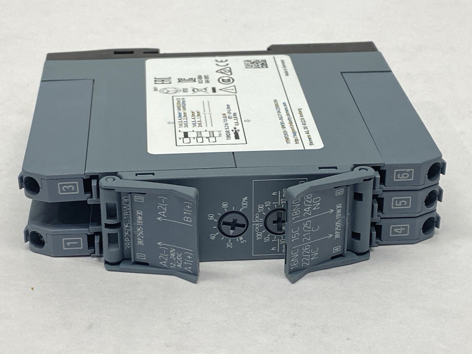 Siemens 3RP2505-1BW30 Multifunction Timing Relay 2-Change Over Contacts - Maverick Industrial Sales