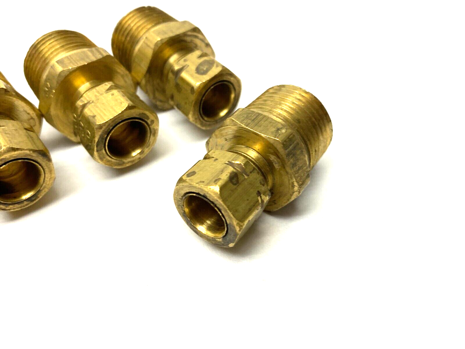 Parker 68CA-6-8 Brass Straight Compression Connector 3/8" Tube 1/2" NPT LOT OF 5 - Maverick Industrial Sales