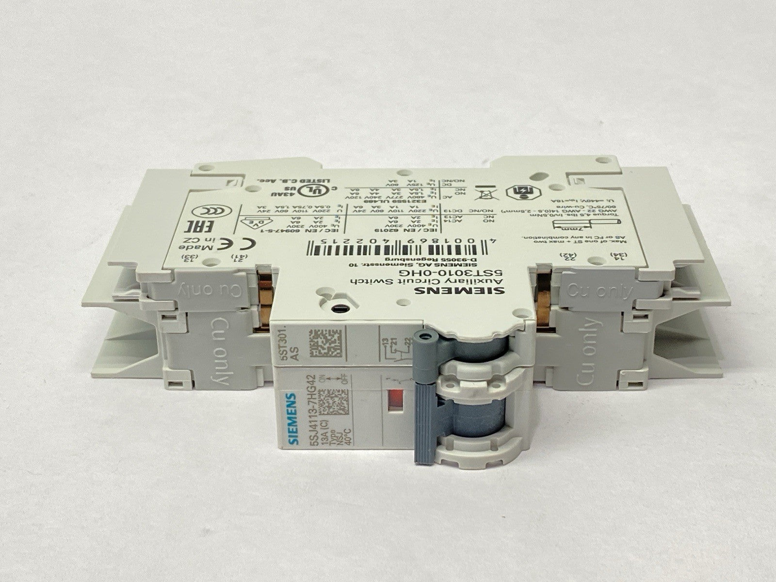 Siemens 5SJ4113-7HG42 Circuit Breaker 1P 13A 277V/489V w/ 5ST3010-0HG Switch - Maverick Industrial Sales