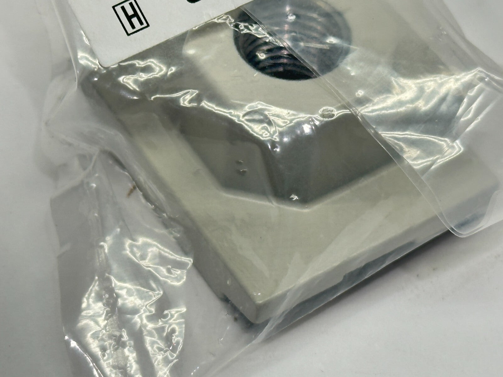 SMC E200-N02-D Piping Adapter 1/4" NPT - Maverick Industrial Sales