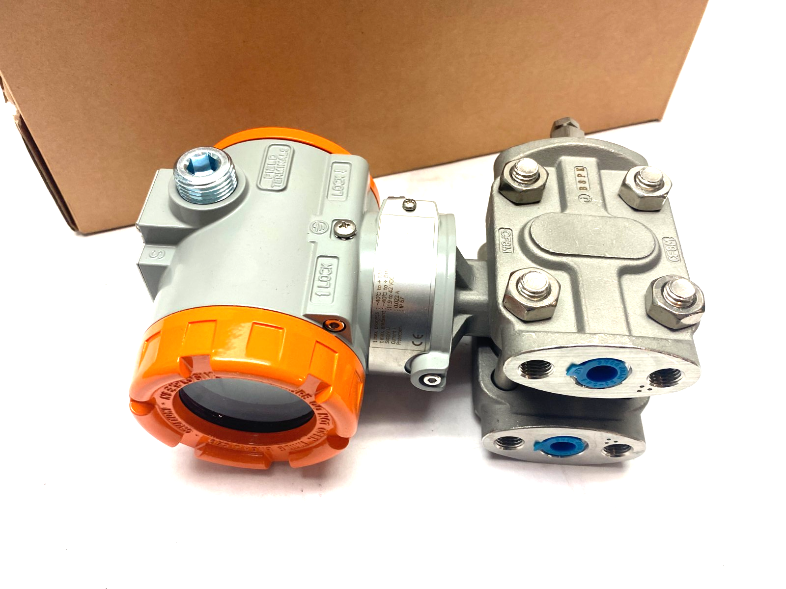 Kobold PAD-DEE7S2NS00 Heavy-Duty Smart Differential Pressure Transmitter - Maverick Industrial Sales