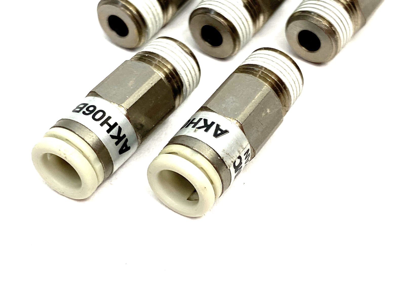 AKH06B | SMC Straight Check Valve Fitting, One-Touch Tube to Male Thread LOT OF 5 - New Other - Maverick Industrial Sales