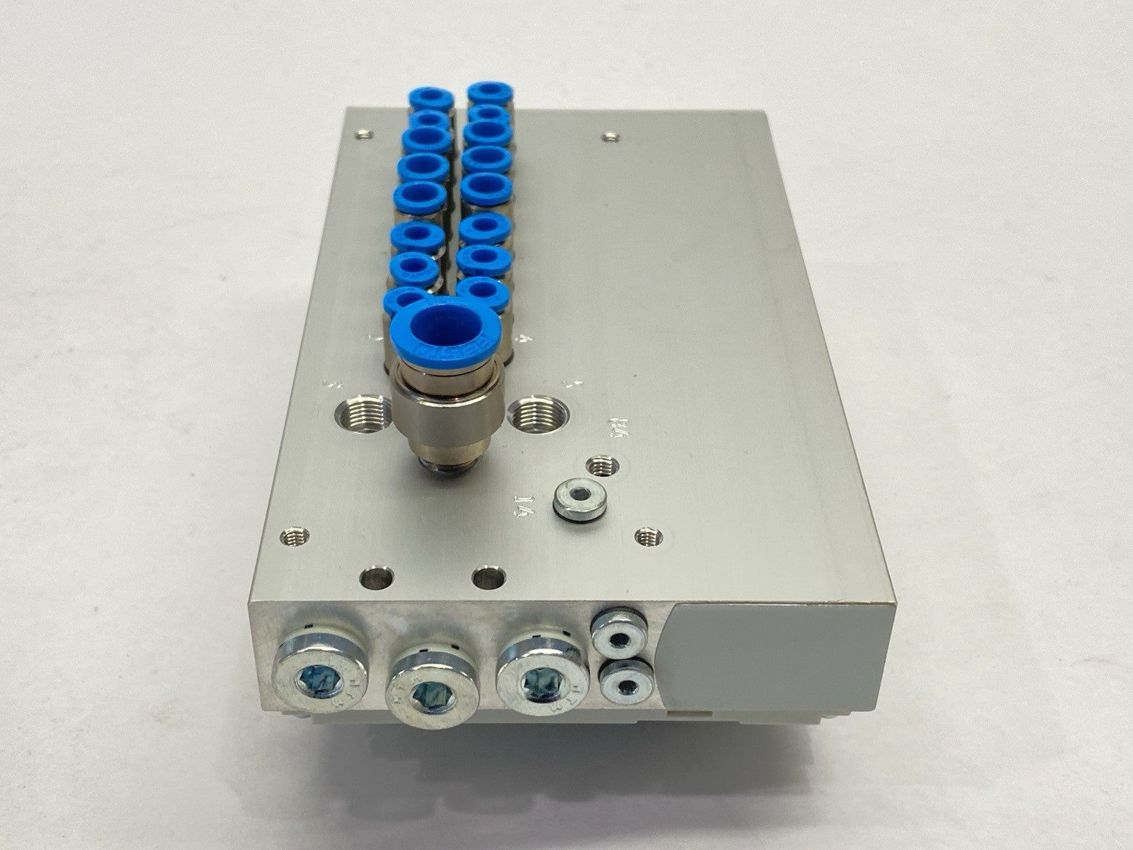 Festo VTUG-10-VRLK-B1T-Q10B-UB-QH4SU-4KQH6JQH6JQH6KL Valve Terminal 573606 - Maverick Industrial Sales