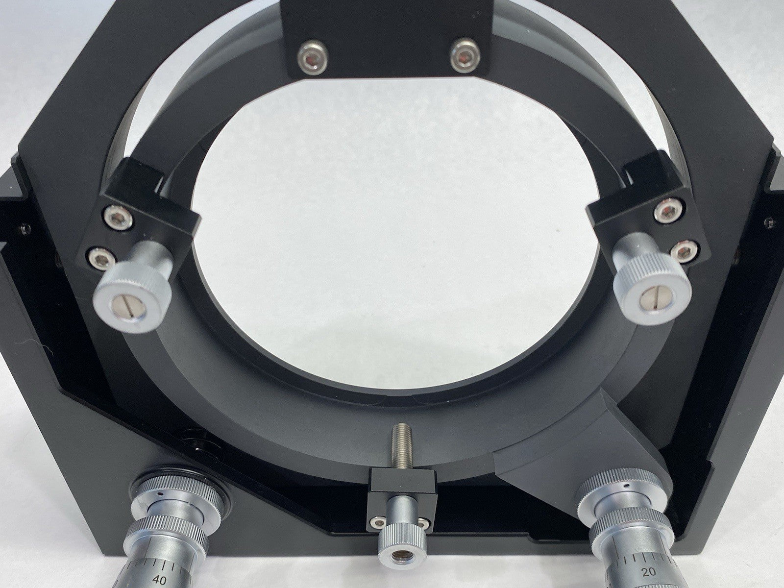 MDH-150 | OptoSigma Extra-Large Precision Gimbal Mirror Holder 150mm - New – Open box - Maverick Industrial Sales