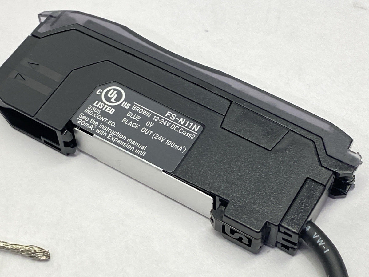 Keyence FS-N11N Digital Fiberoptic Sensor Fiber Amplifier Cable Type Main Unit - Maverick Industrial Sales