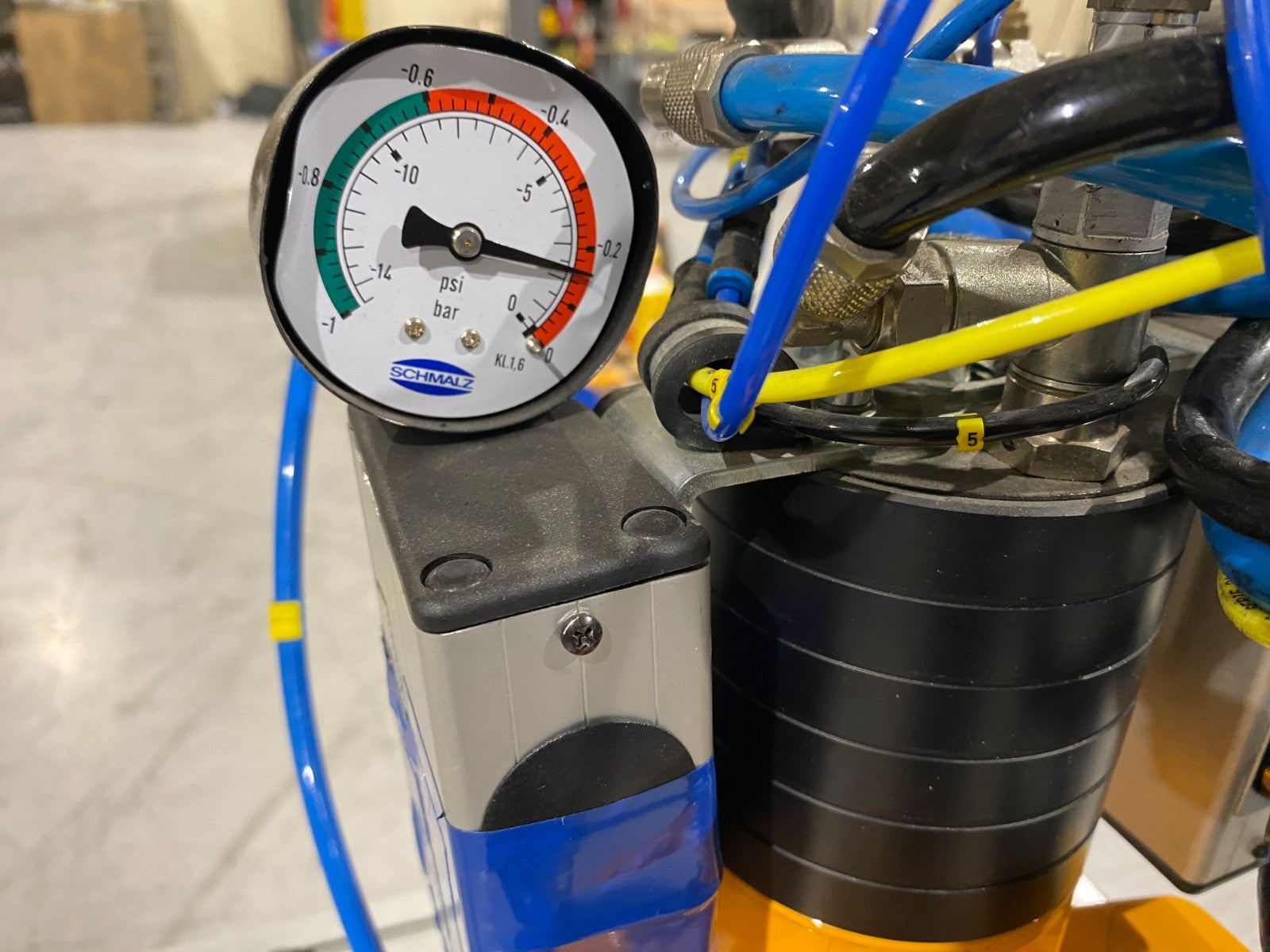 Zache Handling GV 50 50 Kg Manipulator - Used - Maverick Industrial Sales