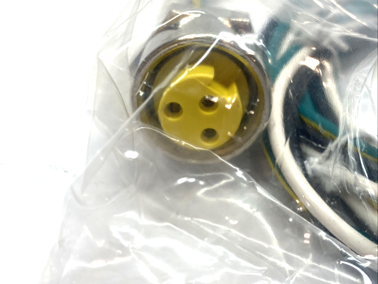Brad Connectivity 1R3000A20M020 Mini-Change Receptacle 1300130112 - Maverick Industrial Sales