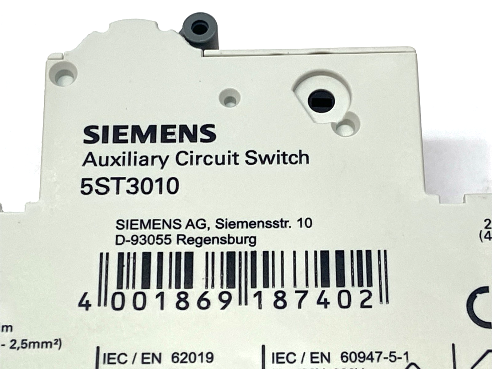 Siemens 5SJ4101-8HG40 Circuit Breaker 1-Pole 1A w/ 5ST3010 Circuit Switch - Maverick Industrial Sales