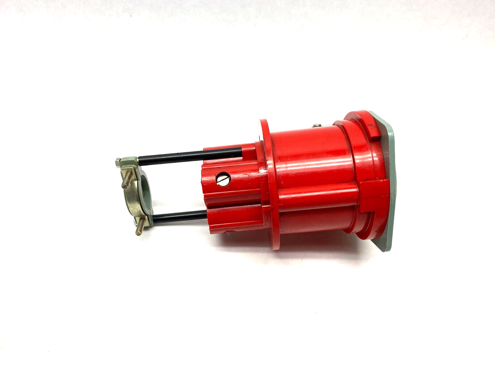 Hubbell 460C7 Heavy Duty IEC Pin & Sleeve Plug 3-Phase 480VAC 60A - Maverick Industrial Sales