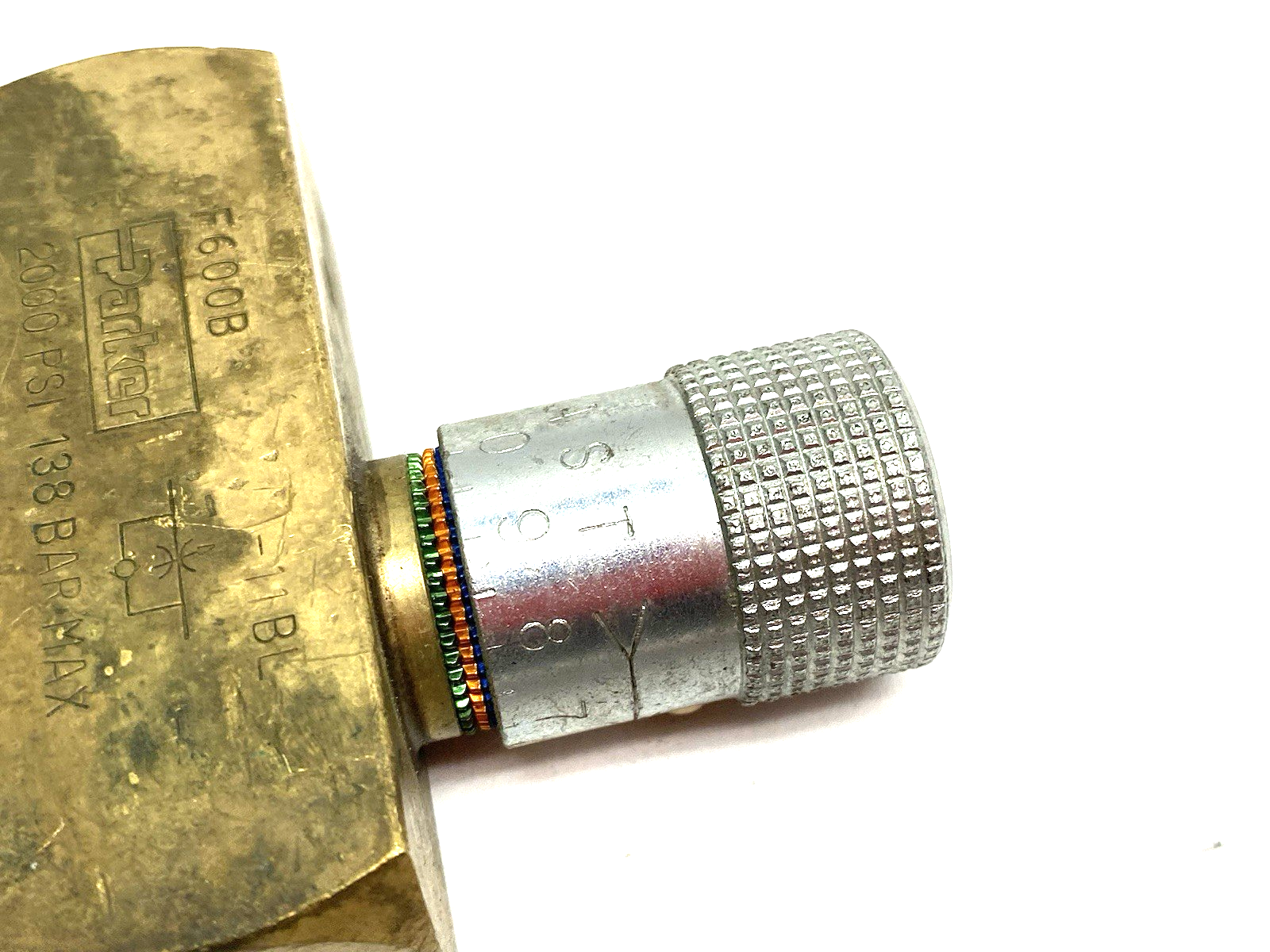 F600B | Parker Colorflow Brass In-line Flow Control Valve 2000psi - Used - Maverick Industrial Sales