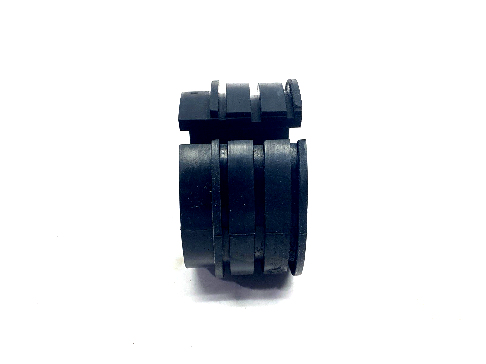 Leoni B00760-06-33-07 Strain Relief Cable Grommet/Protector - Maverick Industrial Sales