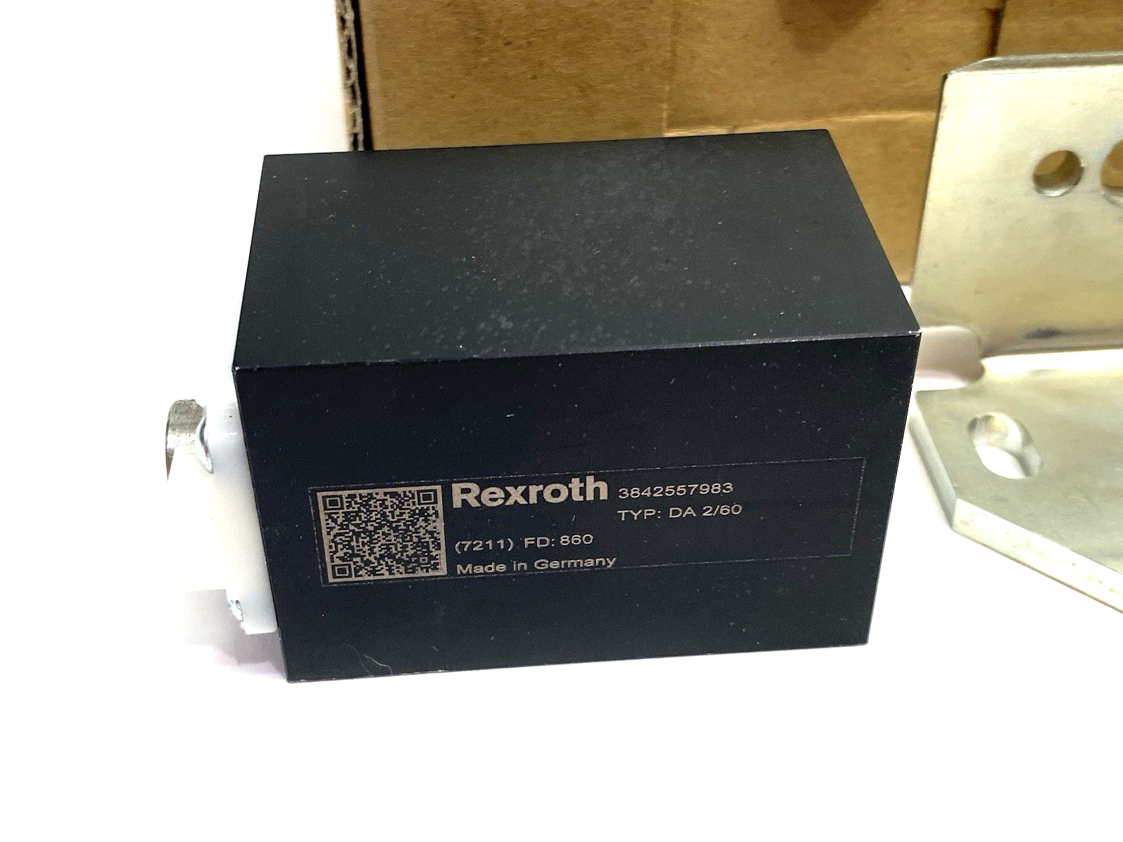 3842557983 | Bosch Rexroth Damper Unit, Pneumatic, CS: DA 2/60 - New - Maverick Industrial Sales