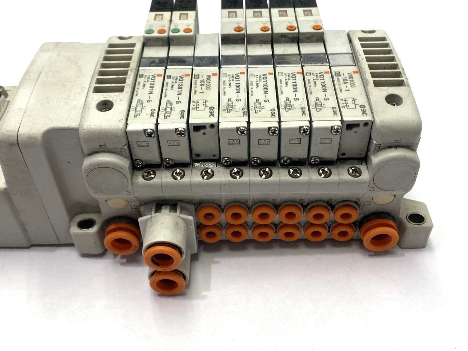VV5QC11-08N3FD0 | SMC Base Mounted Pneumatic Manifold Assembly D-Sub Connector - Used - Maverick Industrial Sales