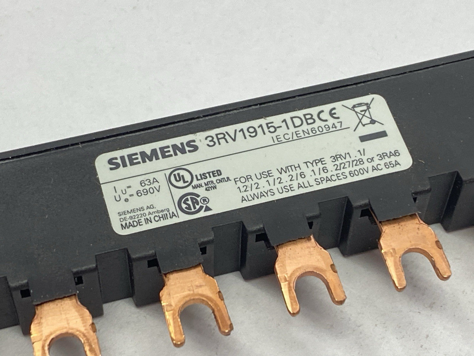 Siemens 3RV1915-1DB Busbar 3-Phase 600VAC 65A - Maverick Industrial Sales