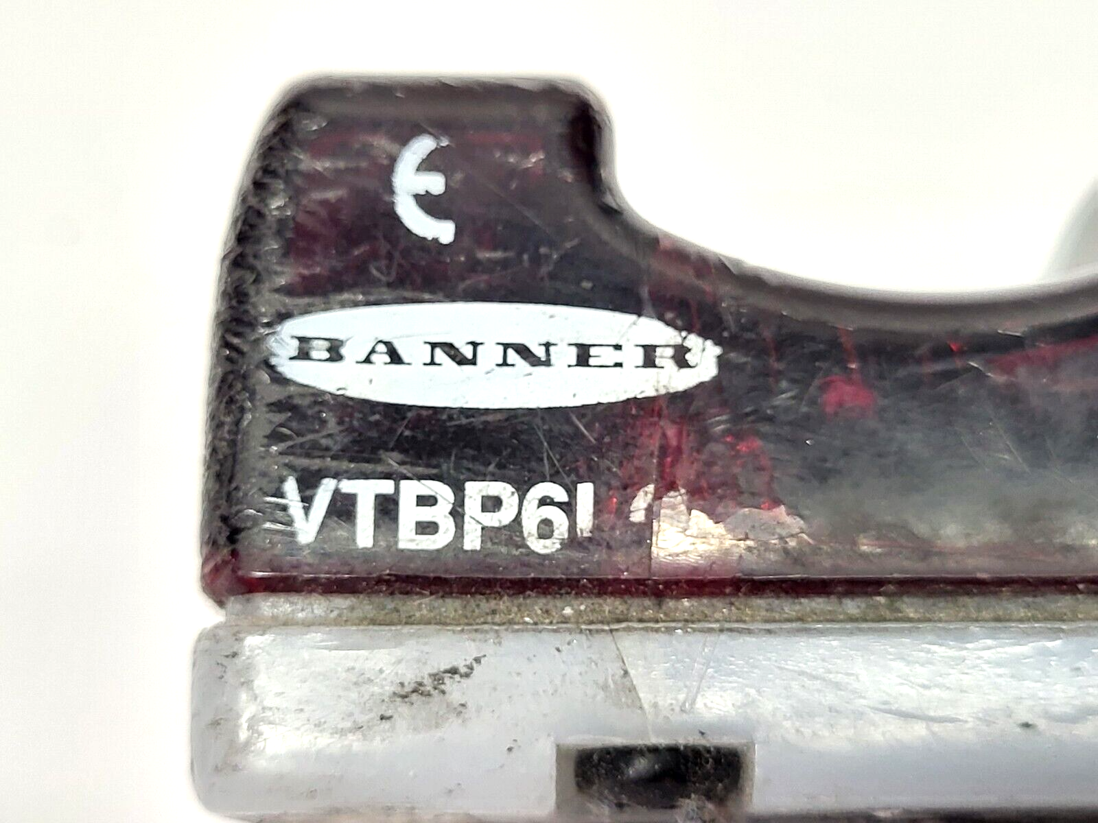 Banner VTBP6LQ Illuminated Verification Touch Button 67508 - Maverick Industrial Sales