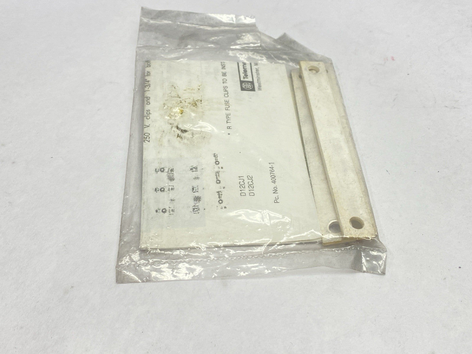 Telemecanique D12C01 Fuse Clip Kit 30A NO SCREWS LOT OF 3 - Maverick Industrial Sales