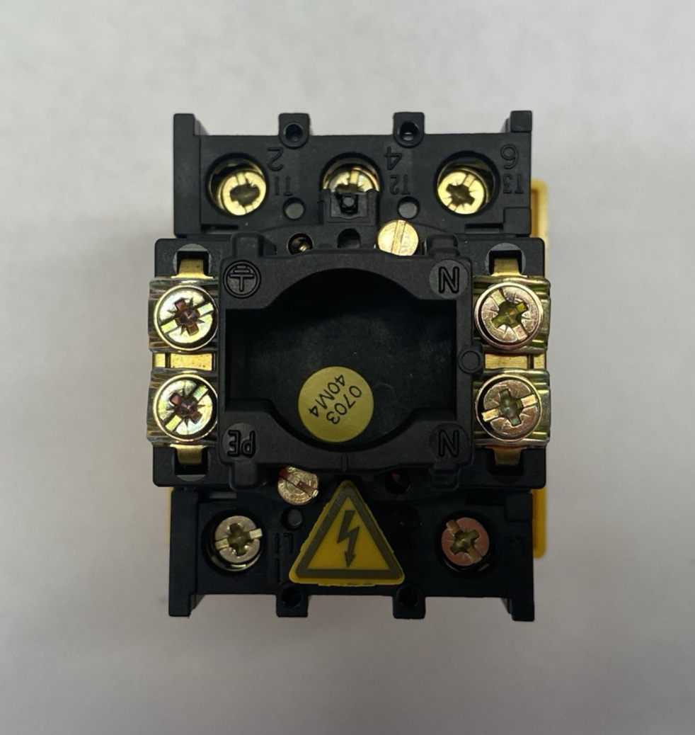 P1-32/EA/SVB | Eaton Moeller Emergency Main Switch 3-Pole Flush Mounting 081438 - Used - Maverick Industrial Sales